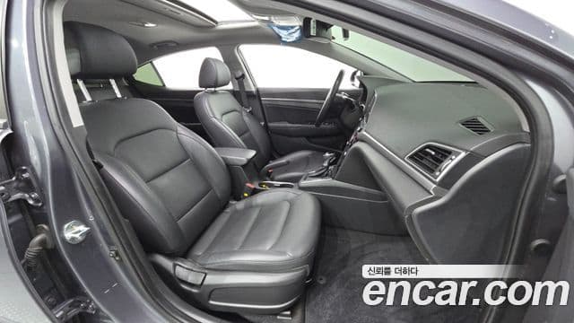 Hyundai Avante AD 1.6 GDI Smart, 2018 11