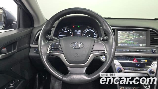 Hyundai Avante AD 1.6 GDI Smart, 2018 13