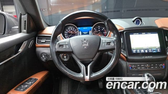 Maserati 기블리 3세대, 2018 13