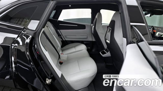 Polestar Polestar 4 Long Range один мотор, 2026 12