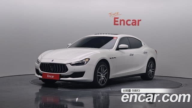 Maserati 기블리 3세대