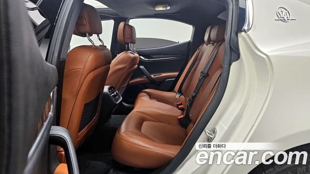 Maserati 기블리 3세대, 2020 12