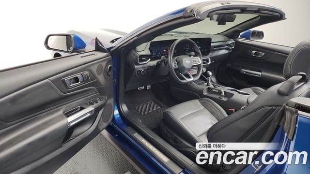 Ford Mustang 7세대 2.3 EcoBoost Premium кабриолет, 2024 10