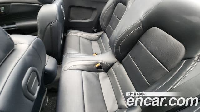 Ford Mustang 7세대 2.3 EcoBoost Premium кабриолет, 2024 12