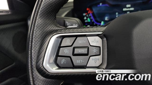 Ford Mustang 7세대 2.3 EcoBoost Premium кабриолет, 2024 14