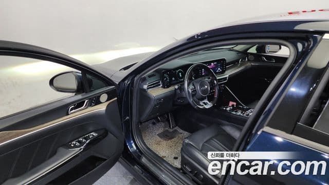 Kia K5 гибрид 3세대 Signature, 2020 10