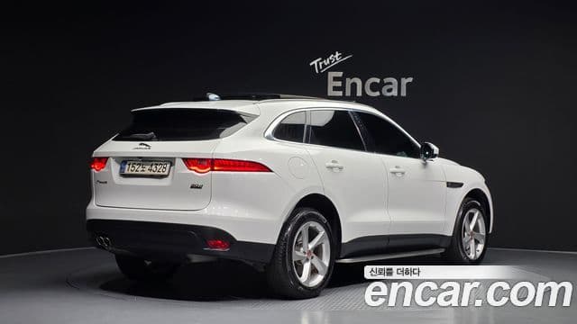 Jaguar F-PACE Prestige, 2020 2