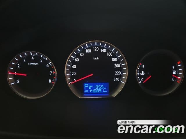 Hyundai NF Sonata 트랜스폼 LPG N20 Deluxe, 2010 8