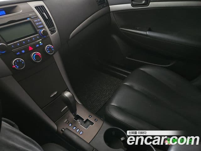 Hyundai NF Sonata 트랜스폼 LPG N20 Deluxe, 2010 9