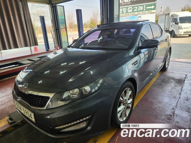 Kia K5 Prestige, 2012 1