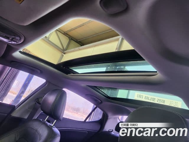 Kia K5 Prestige, 2012 10