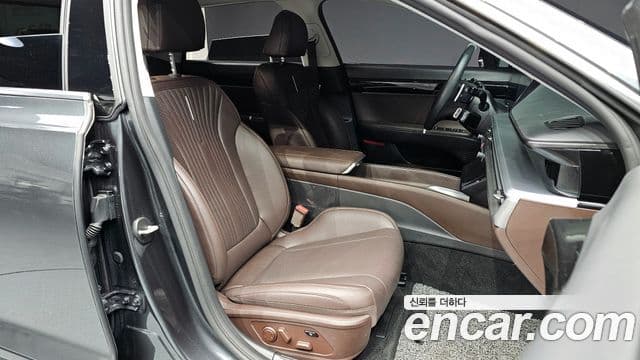 Hyundai Grandeur гибрид (GN7) Exclusive, 2023 10