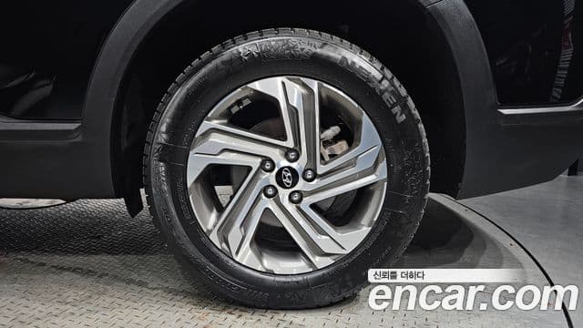 Hyundai The / новый New Santa Fe Exclusive, 2022 все фото