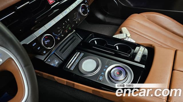 Genesis G80 (RG3) бензин 2.5 турбо AWD, 2021 9