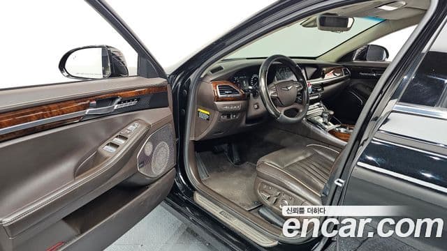 Genesis EQ900 Prestige, 2016 10