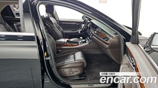 Genesis EQ900 Prestige, 2016 11