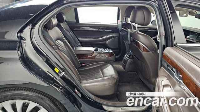 Genesis EQ900 Prestige, 2016 12
