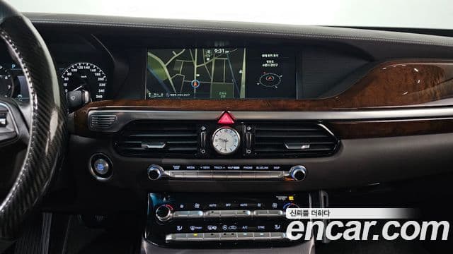 Genesis EQ900 Prestige, 2016 14