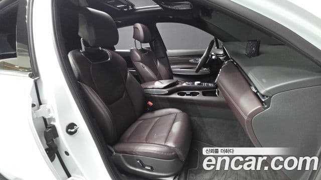 Genesis GV70, 2021 11