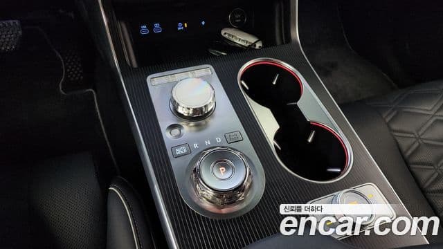 Genesis GV80 купе, 2024 9