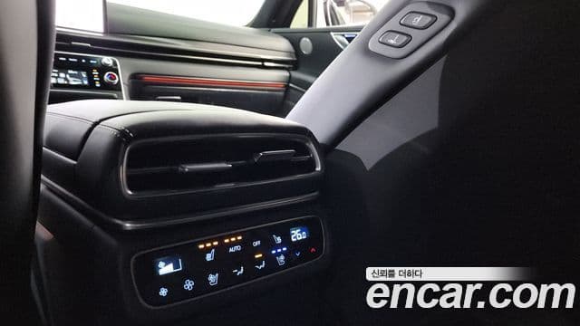 Genesis GV80 купе, 2024 18