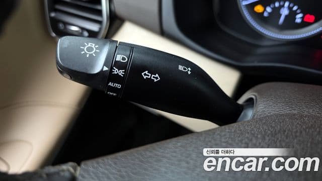 Hyundai Grandeur IG гибрид Special, 2019 13