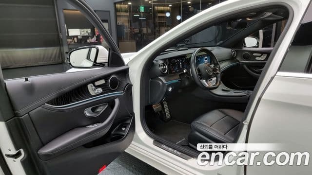 Mercedes-Benz E-класс W213 AMG Line, 2021 11