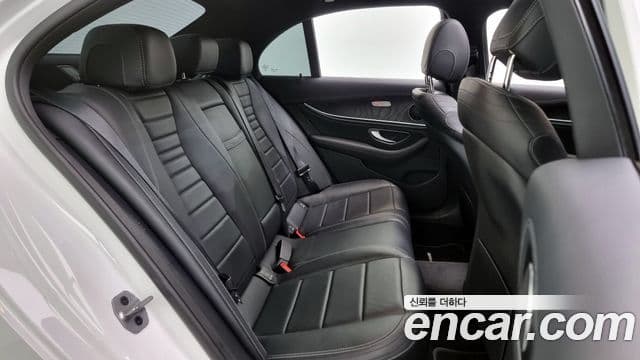 Mercedes-Benz E-класс W213 AMG Line, 2021 12