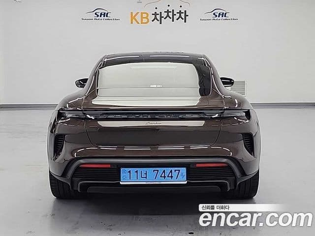 Porsche 타이칸 турбо, 2025 3