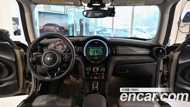 Mini Cooper 3세대, 2020 8