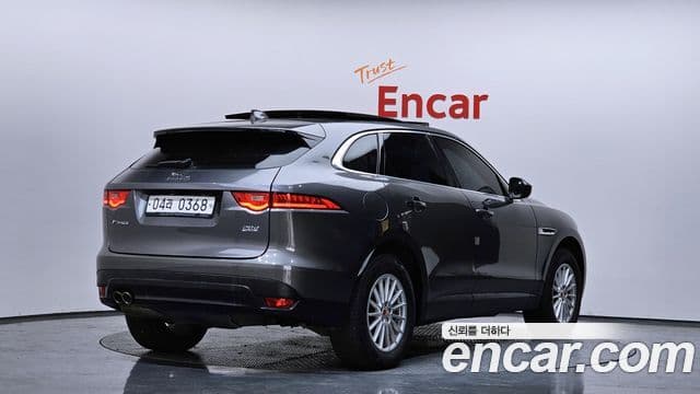 Jaguar F-PACE Prestige, 2017 2