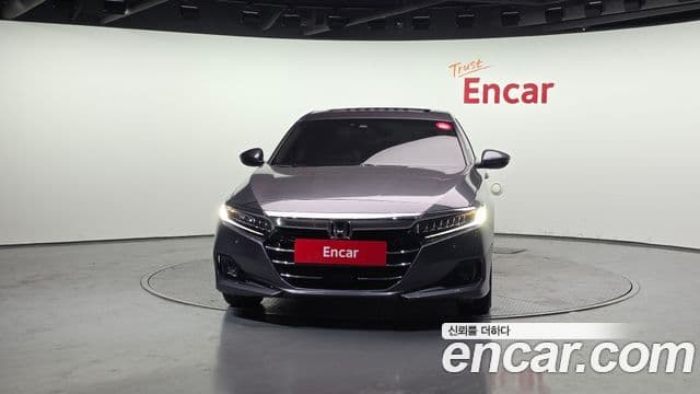 Honda Accord 10세대 1.5 турбо, 2021 3