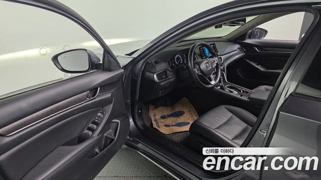 Honda Accord 10세대 1.5 турбо, 2021 11