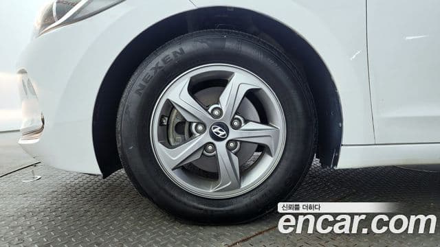 Hyundai Avante AD 1.6 GDI Smart, 2016 все фото