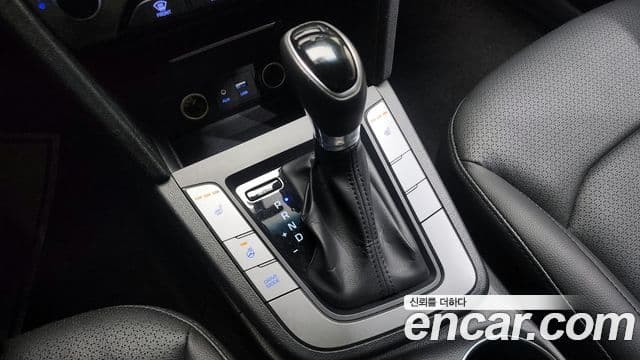 Hyundai Avante AD 1.6 GDI Smart, 2016 9