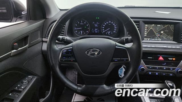 Hyundai Avante AD 1.6 GDI Smart, 2016 16