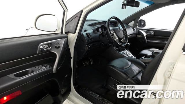 KG모빌리티(SsangYong) Korando 투리스모 4WD Extreme Sport 9인승, 2019 10