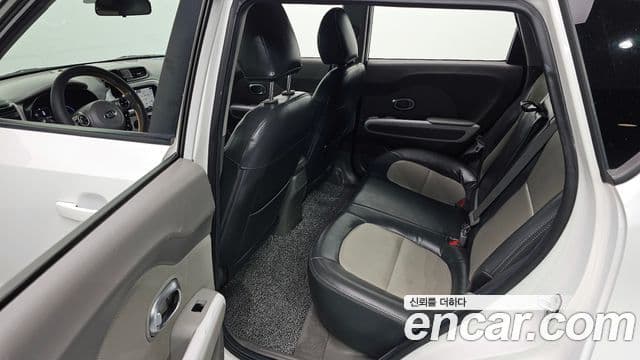 Kia Soul EV, 2018 11