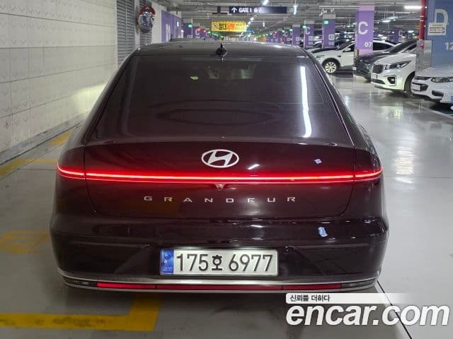 Hyundai Grandeur гибрид (GN7) Exclusive, 2023 4