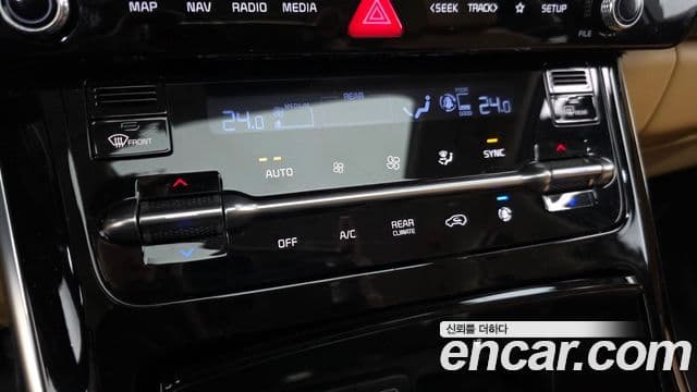 Kia Carnival 4세대 Signature, 2022 16