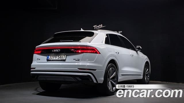 Audi Q8 (4M) Premium, 2021 2