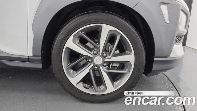 Hyundai Kona Premium, 2018 все фото