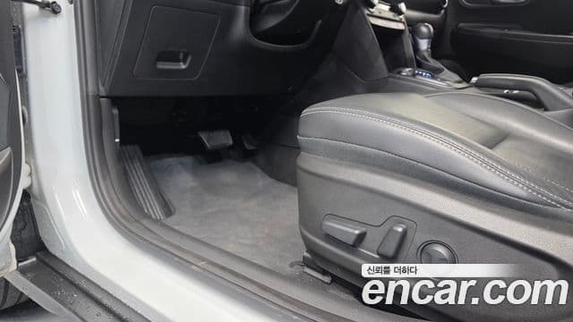 Hyundai Kona Premium, 2018 17