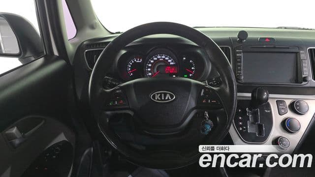 Kia Ray Special, 2013 13