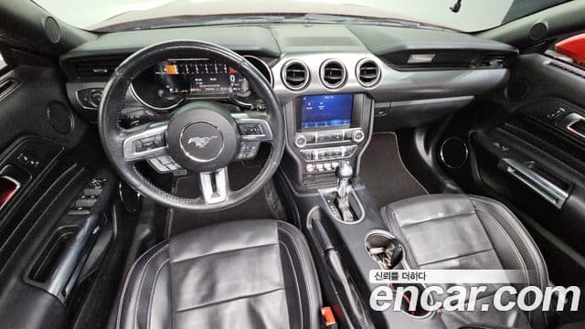 Ford Mustang кабриолет, 2022 7