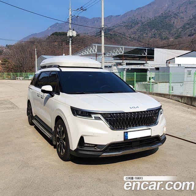 Kia Carnival 4세대 Signature, 2022 1