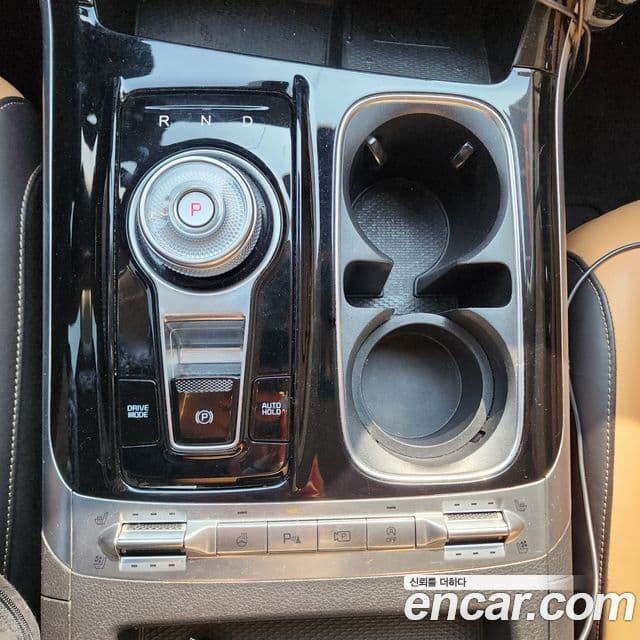 Kia Carnival 4세대 Signature, 2022 11