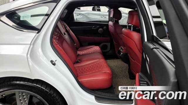 Genesis G80 (RG3) бензин 3.5 турбо AWD, 2025 12