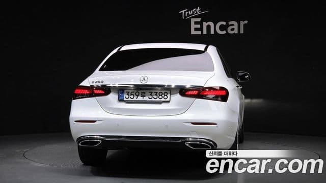 Mercedes-Benz E-класс W213 Exclusive, 2021 4