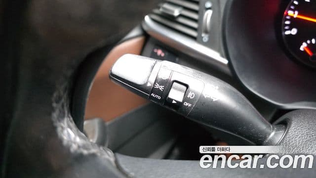 Kia K5 2세대 Noblesse, 2016 18